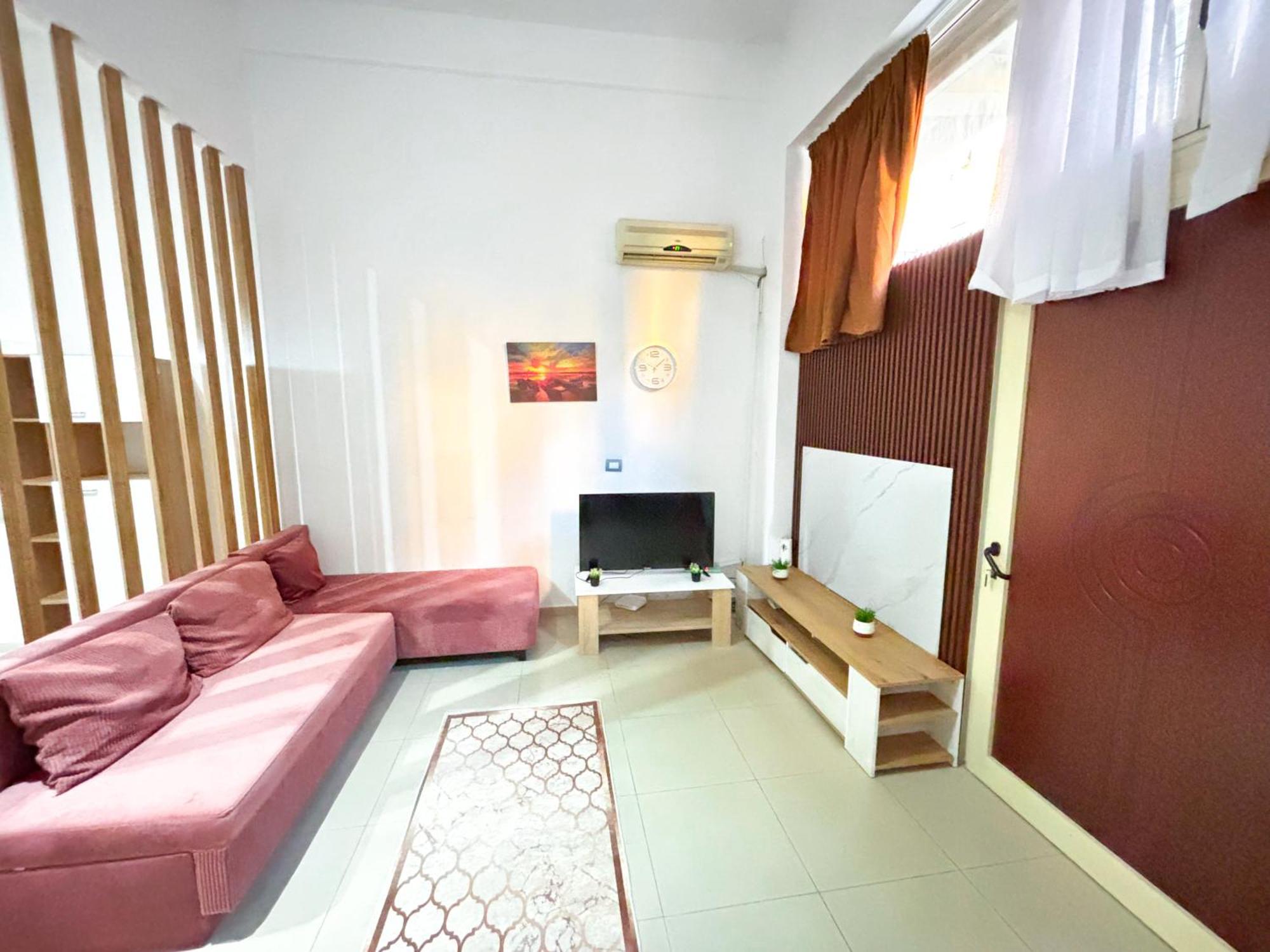 Budget Retreat Tirana & Studios المظهر الخارجي الصورة