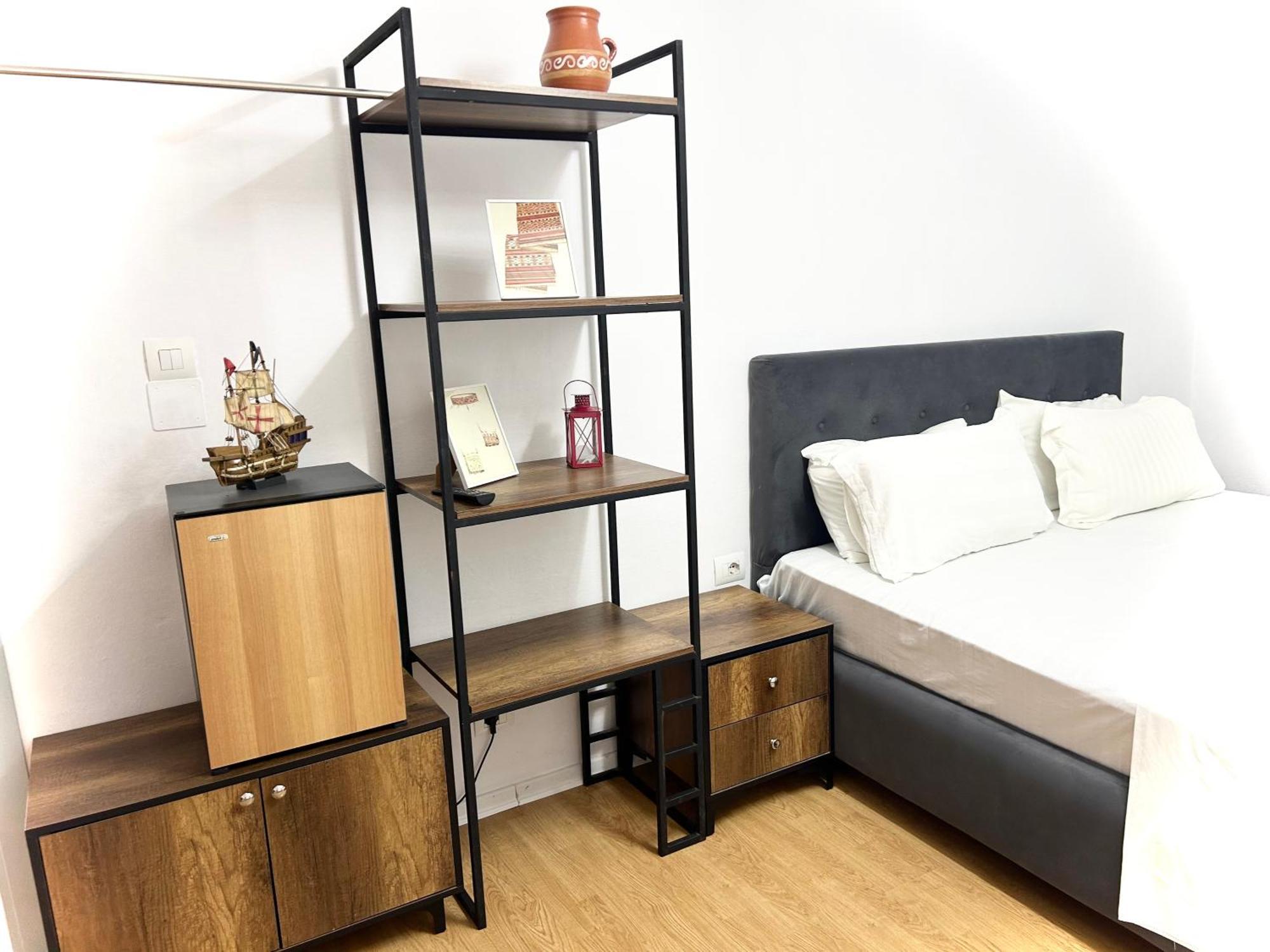 Budget Retreat Tirana & Studios المظهر الخارجي الصورة