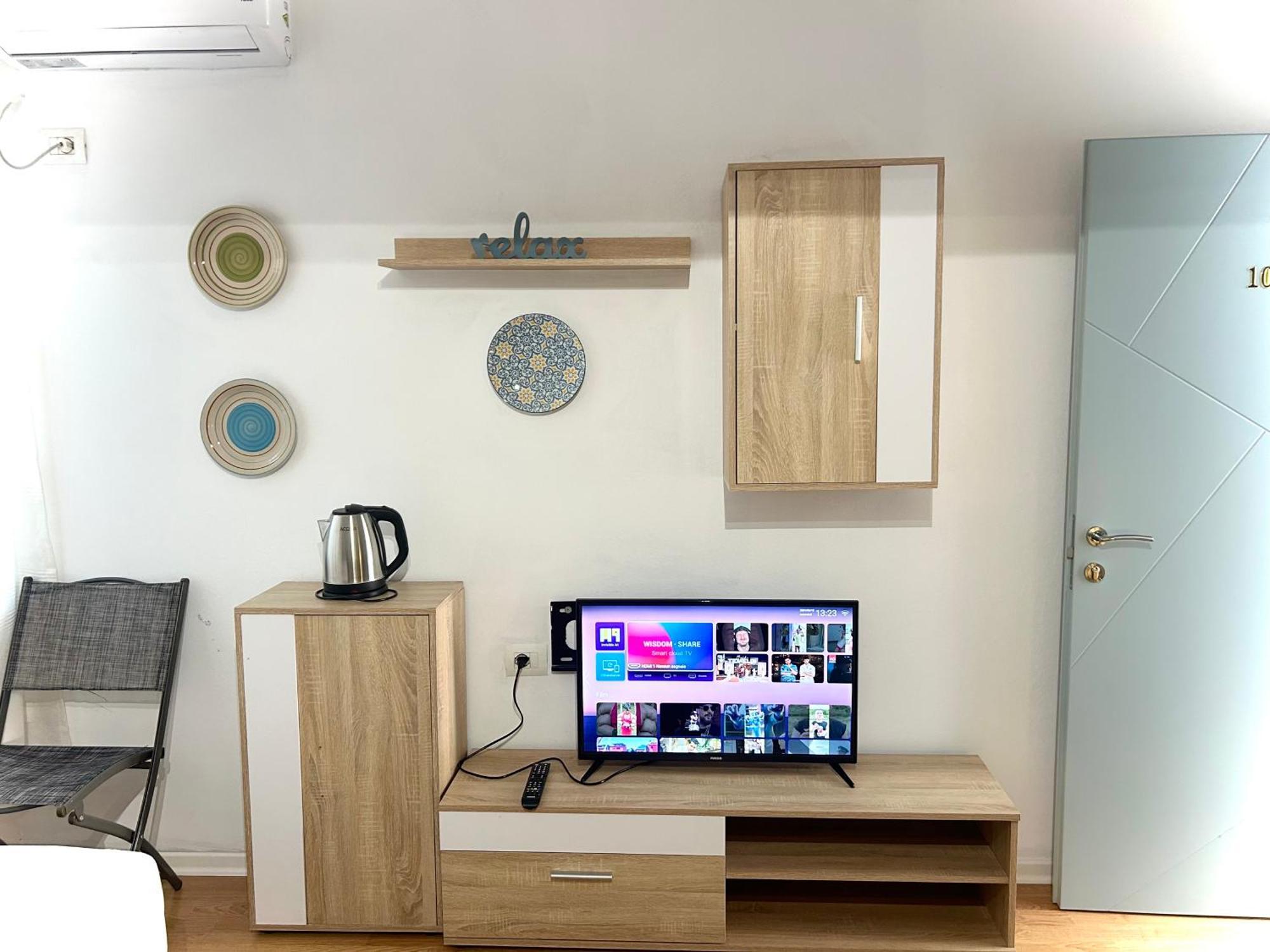 Budget Retreat Tirana & Studios المظهر الخارجي الصورة