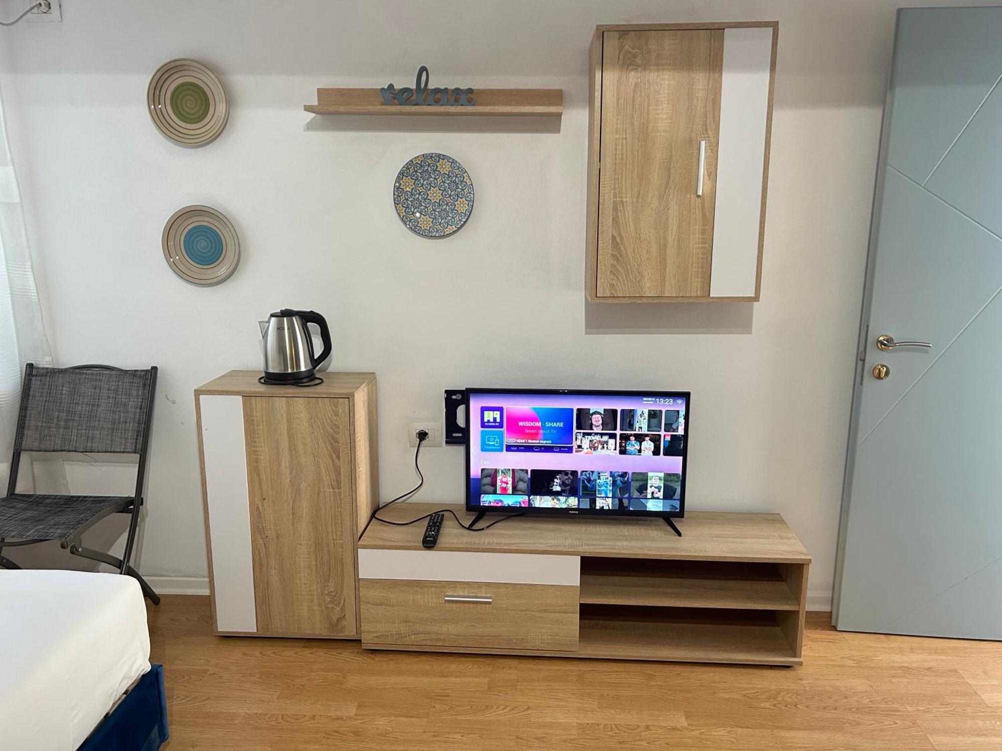 Budget Retreat Tirana & Studios المظهر الخارجي الصورة
