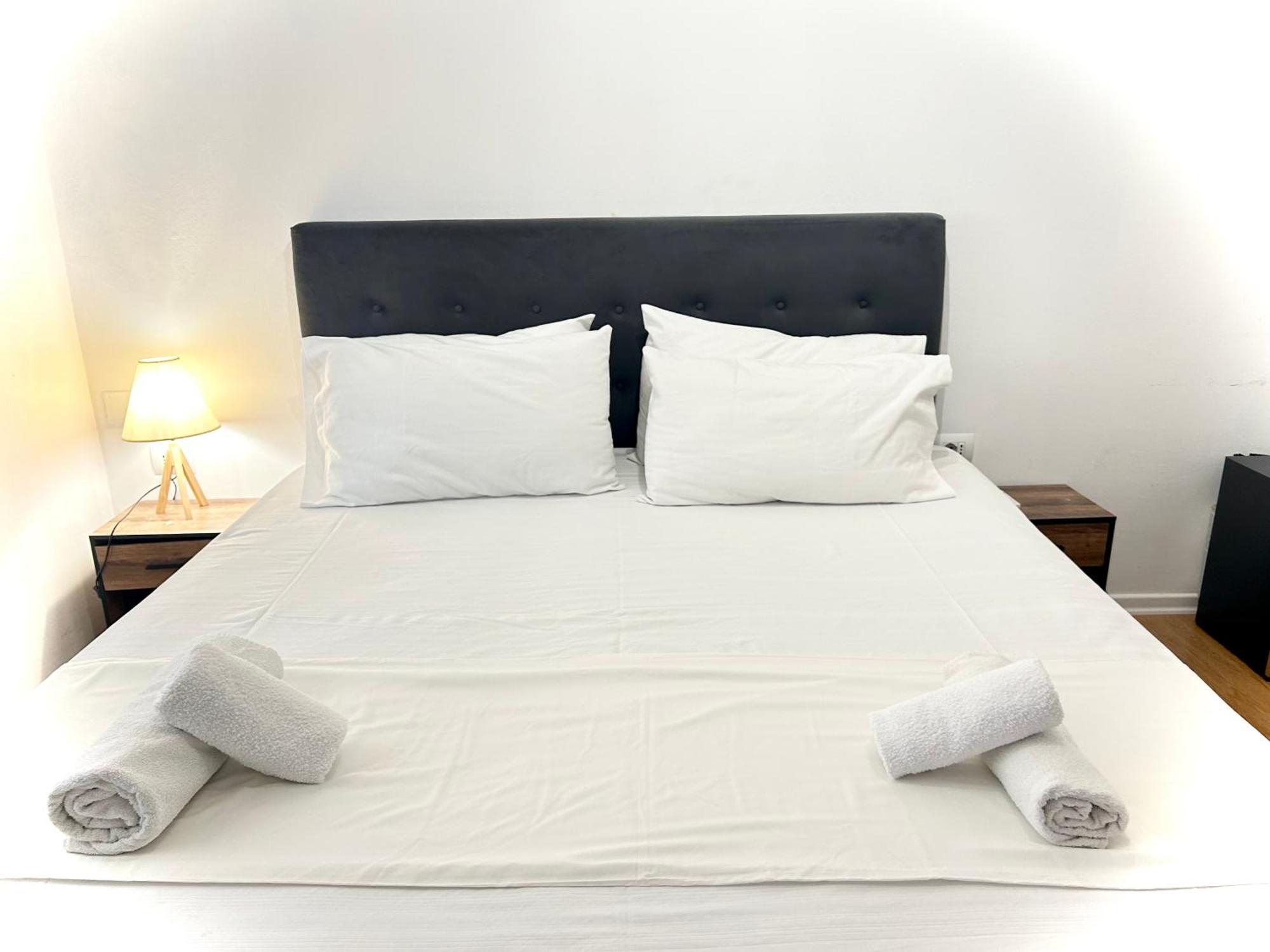Budget Retreat Tirana & Studios المظهر الخارجي الصورة