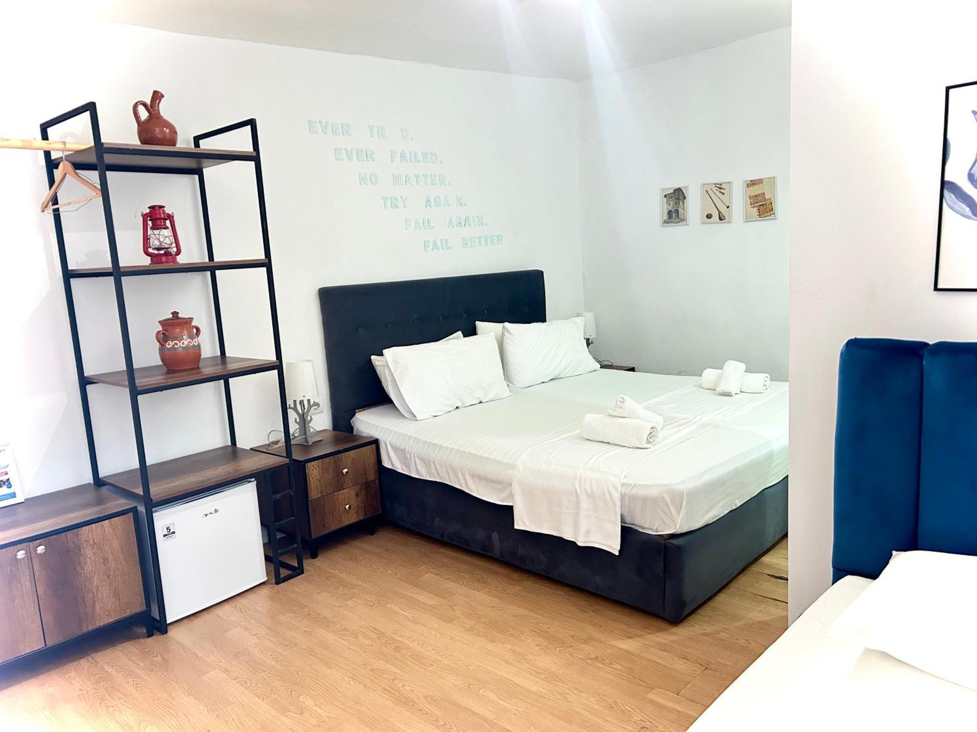 Budget Retreat Tirana & Studios المظهر الخارجي الصورة